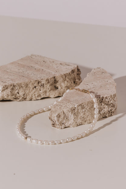 Anami classica, con perle di fiume naturali da 6 mm e finiture in oro 14 Kt